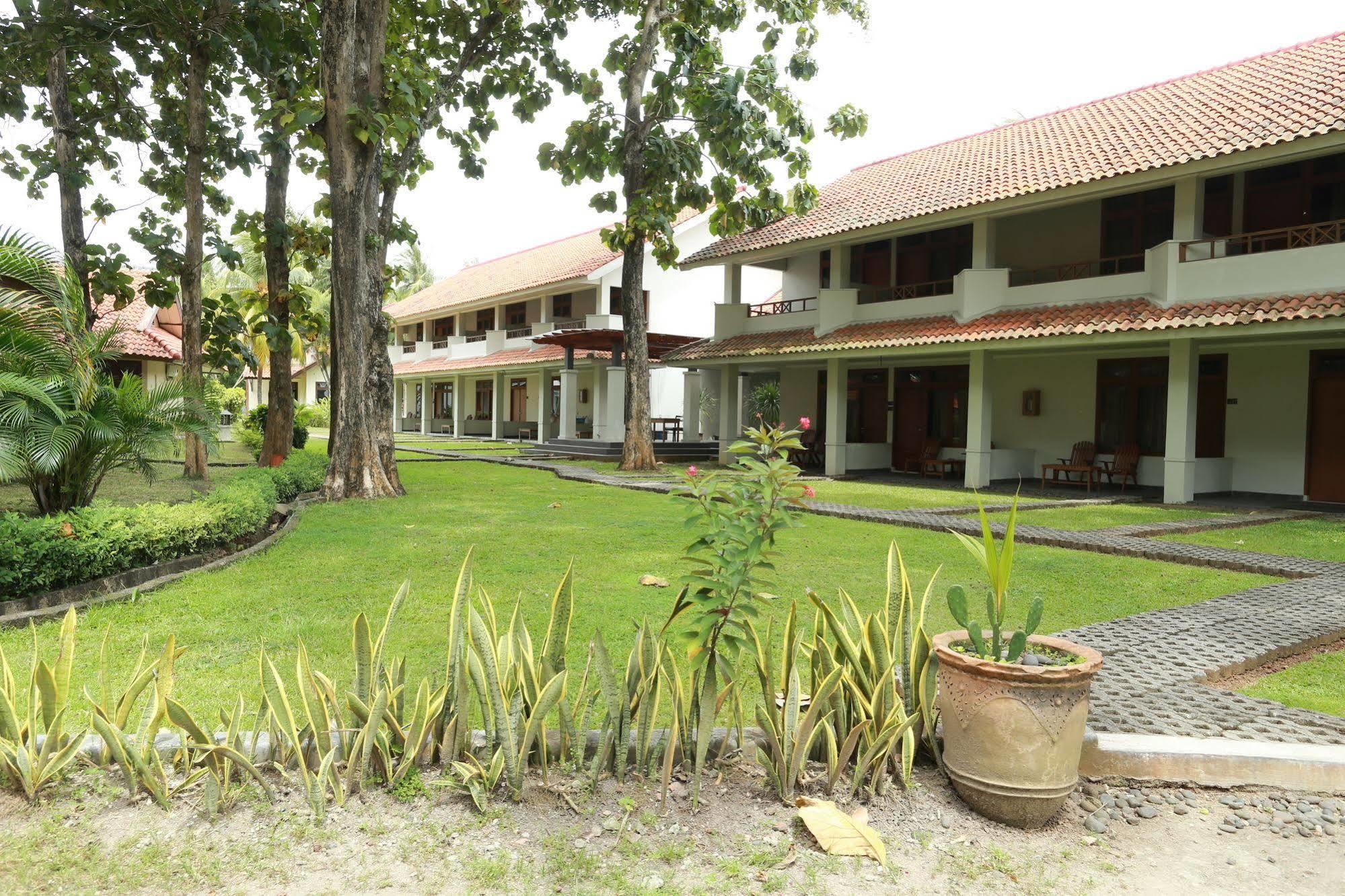 Sanghyang Indah Spa Resort Anyer Exterior foto